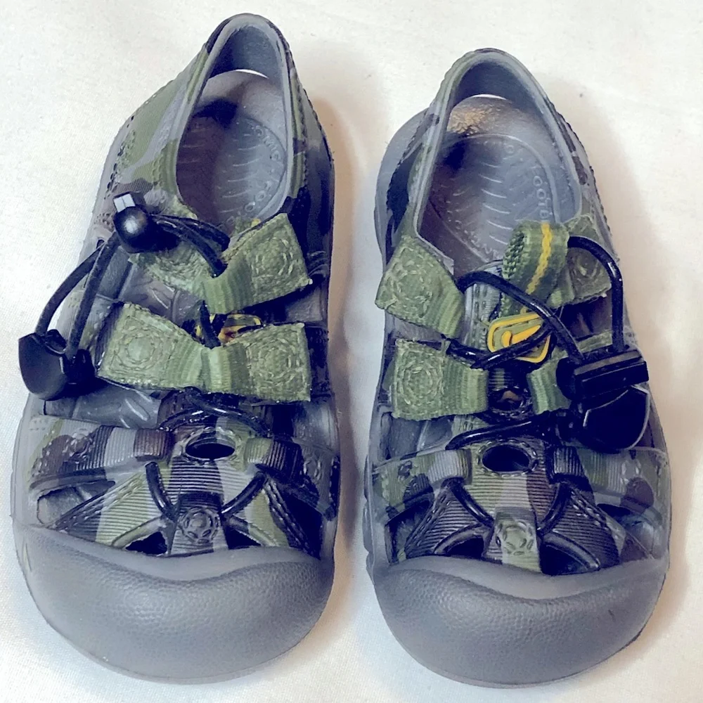 Keen Kids Camouflage Green and Gray Water Shoes